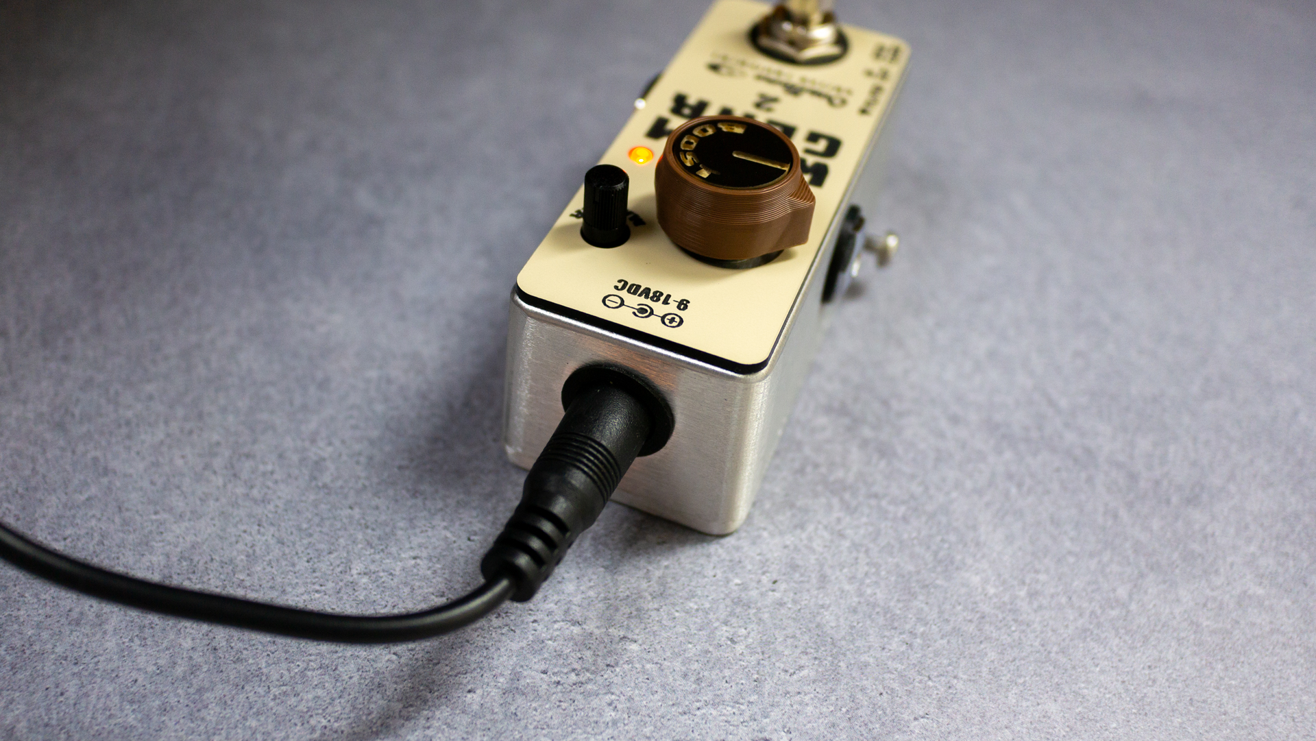 WARM GEAR 2 – Ovaltone -handmade effect pedals-