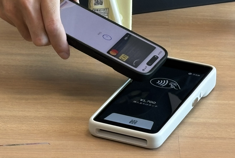 Square、決済・在庫・業務管理が可能なオールインワン端末「 Square