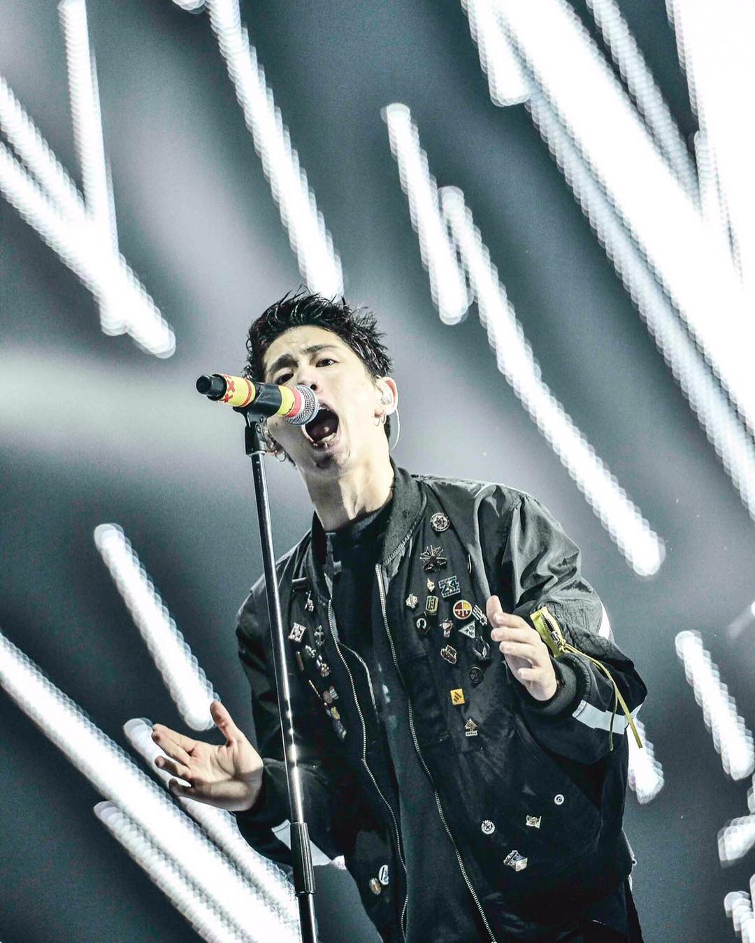 one ok rock taka 着用ma-1 ambitions