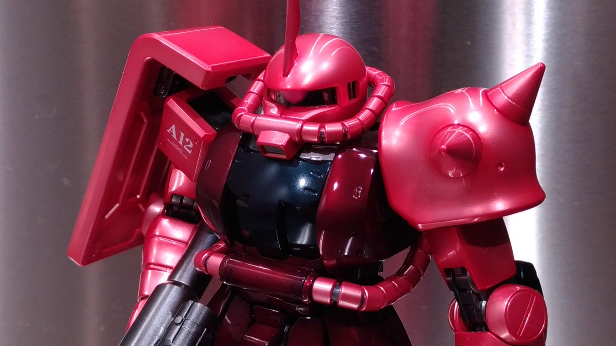 ペインティングルームで製作していたMGシャア専用ザクVer.2.0の仕上げ