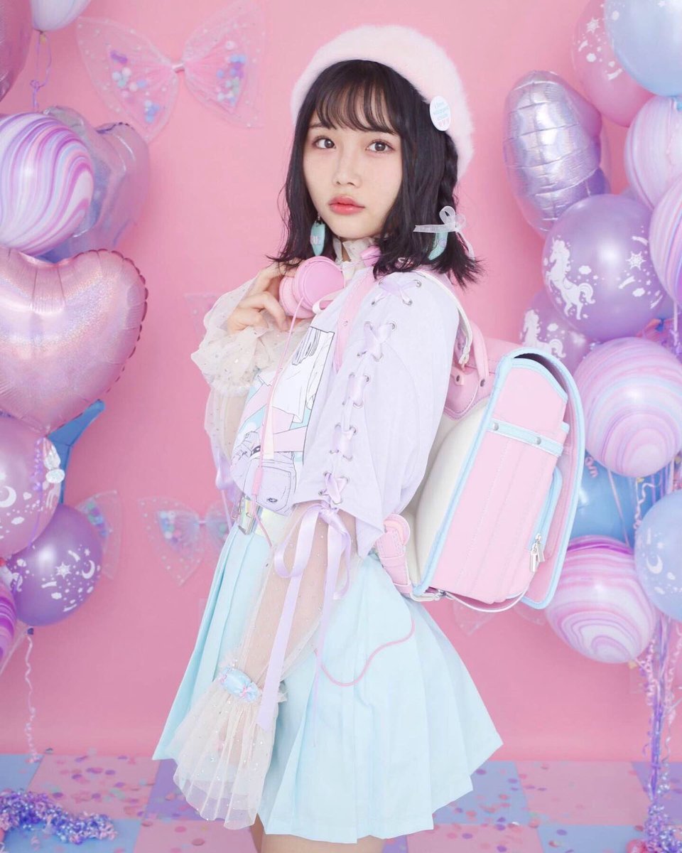 12歳の秋吉と18歳の秋吉 #HKT48 #生写真