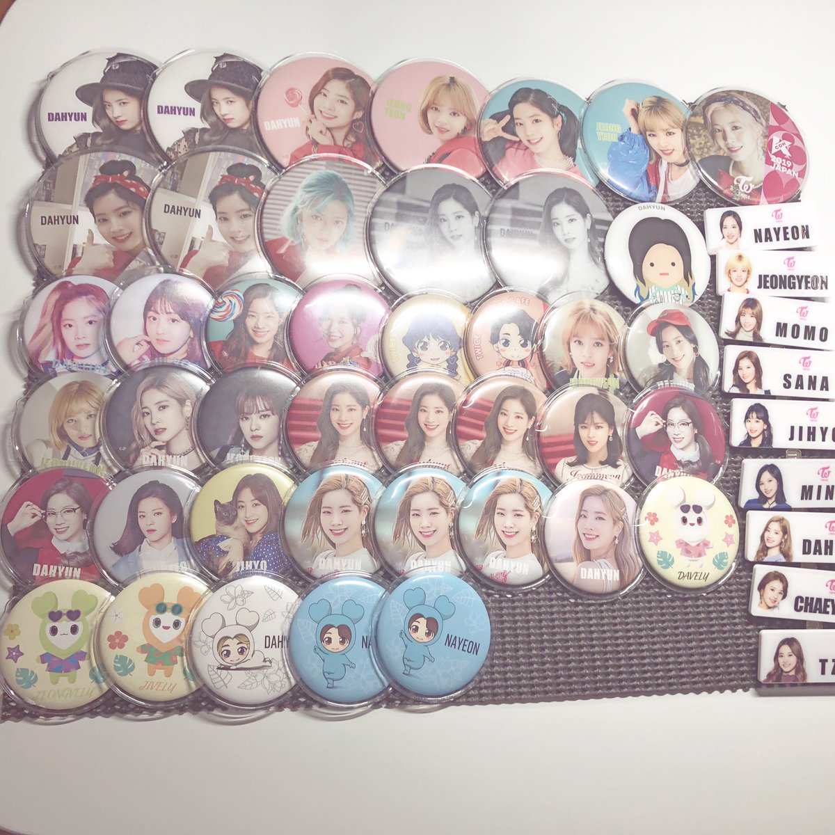 TWICE ツウィ 痛バ 缶バッジセット