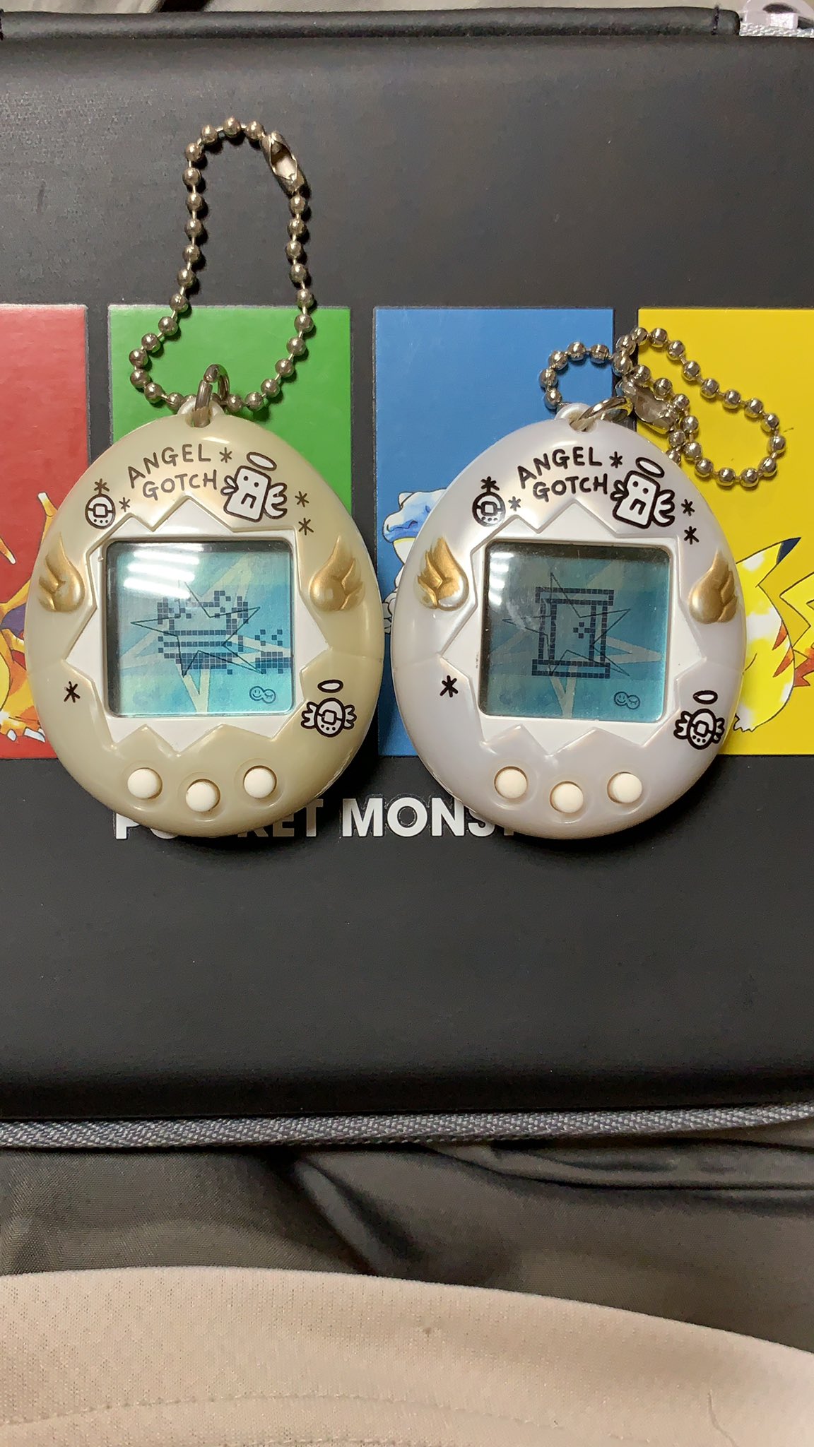 お*読様 希少1998年にバンダイから発売された「デビルっちのたまごっち