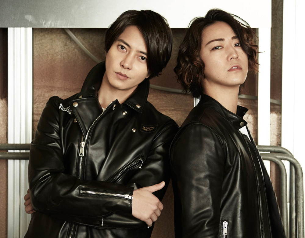 亀梨和也と山下智久のユニット「亀と山P」新アーティスト写真