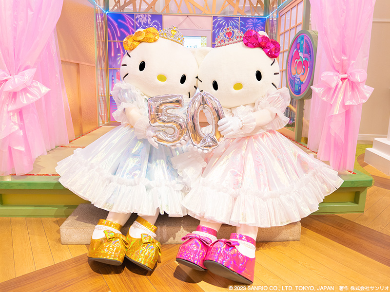 ピューロランド 当選品 キティ パレードBELIEVE衣装 特大ぬいぐるみ