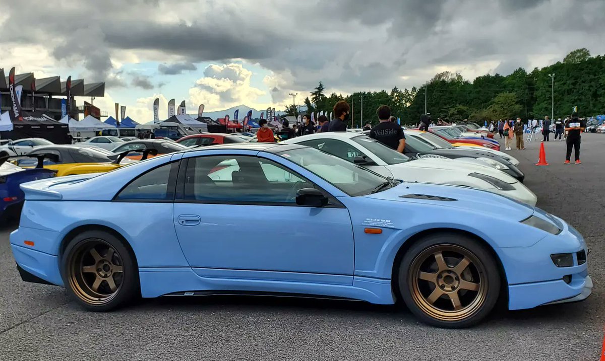 Often overlooked for it's Nissan siblings, the 300ZX is still a