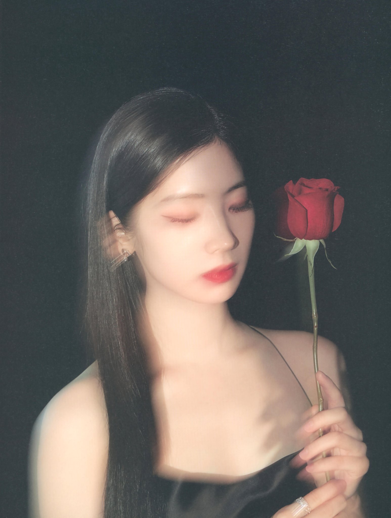 d*7様 ダヒョン Yes, I am Dahyun. Beige 写真集 TW TWICE ダヒョン