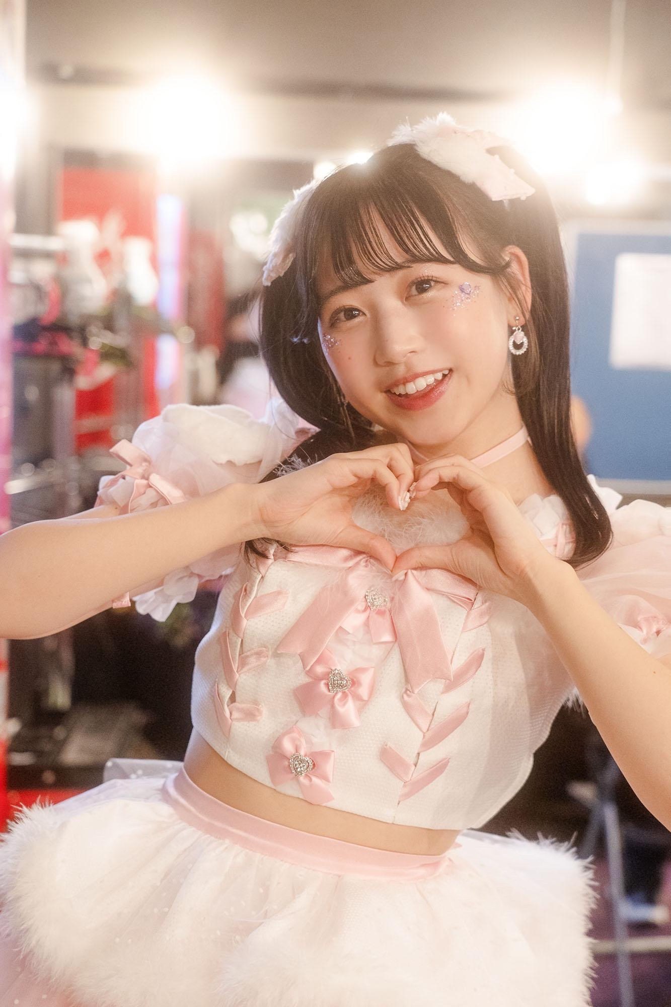 FRUITS ZIPPER 松本かれん チェキ 直筆サイン入り クリスマス衣装