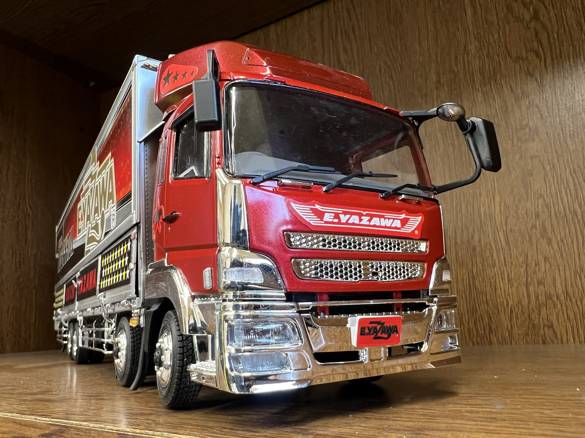 矢沢永吉トランポプラモデル（赤） 1/32 矢沢永吉オリジナルトランポ