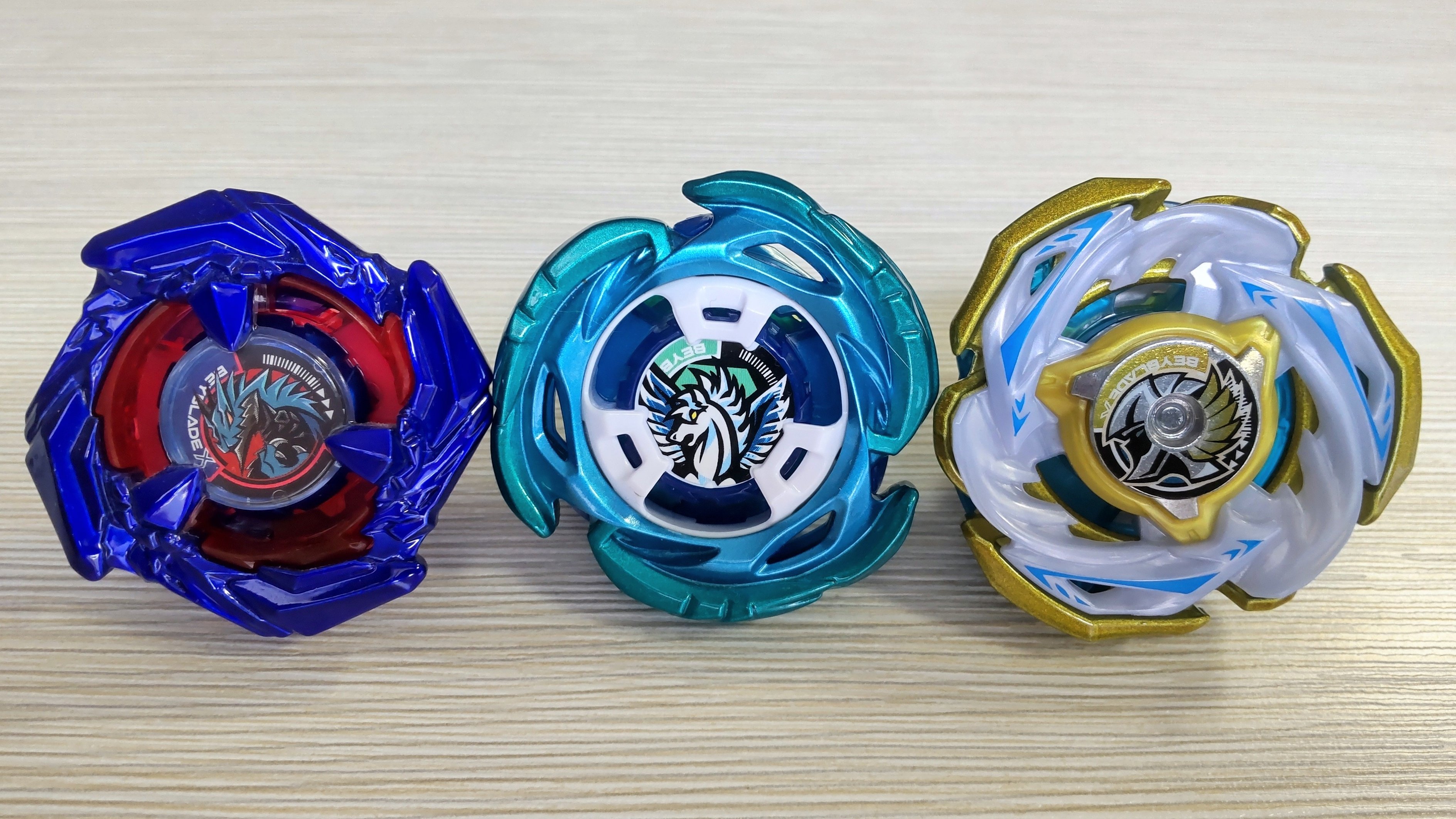 ベイブレードX CX-00 ワルキューレボルトS4-70V レアベイゲットバトル