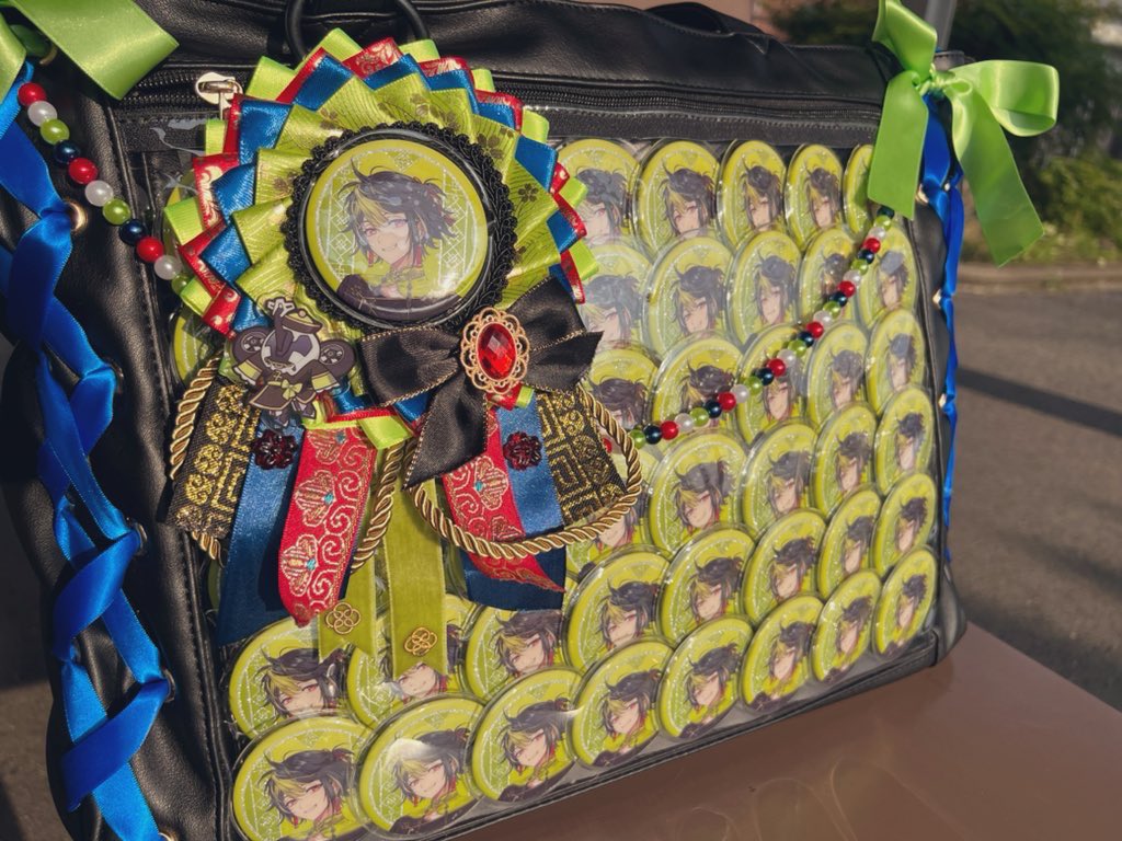 ありすん on X 伊波ライ 痛バック