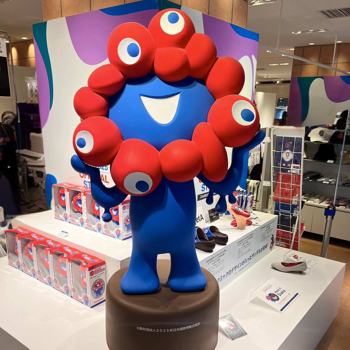 今日のチラ見せ❤️💙 午後からは比較的空いています。 みなさまの