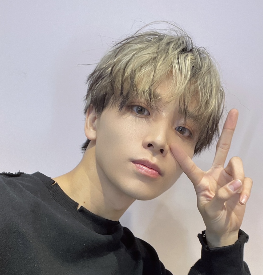 ワンエン 高尾颯斗 HMV サイン入りパネル You are/Hook up 最新情報