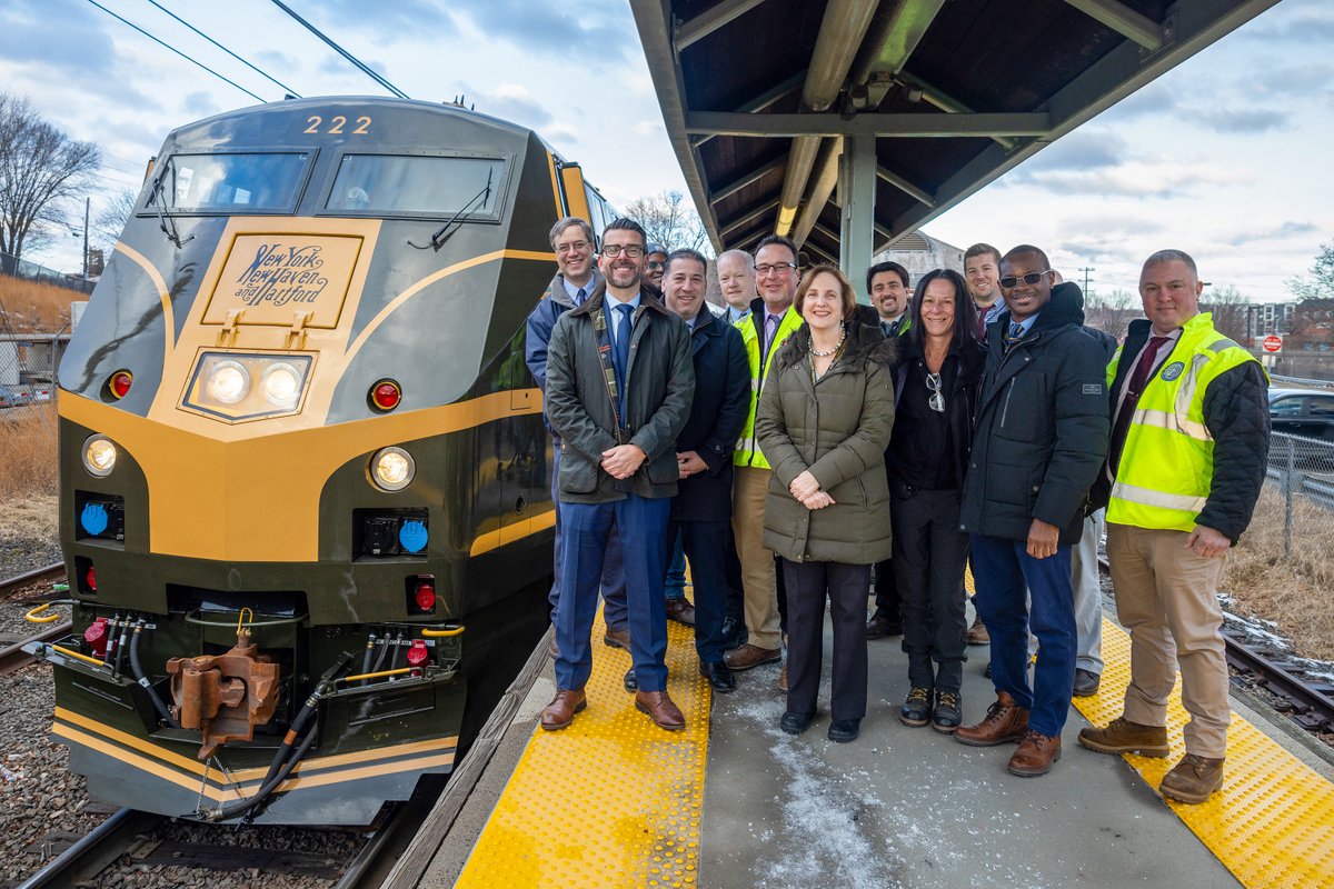 丹生明里 サイン入り Happy train2023 Z-Train Nassau Street Express