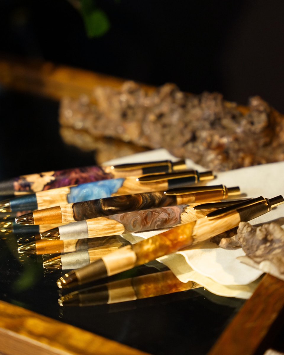 店舗商品紹介 「レジンウッド(惑星シリーズ🪐)」 画像1枚目左から