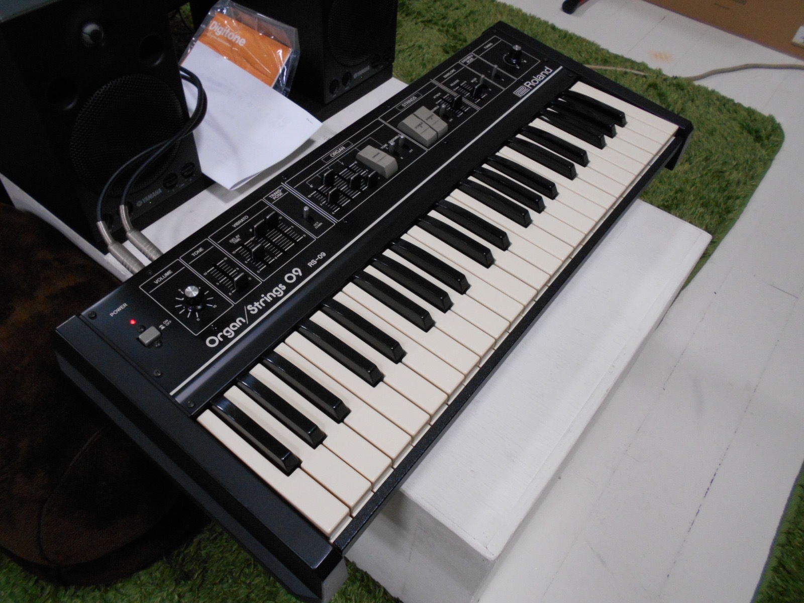 美品】希少 Roland ローランド シンセサイザー RS-09 前期型 Amazon