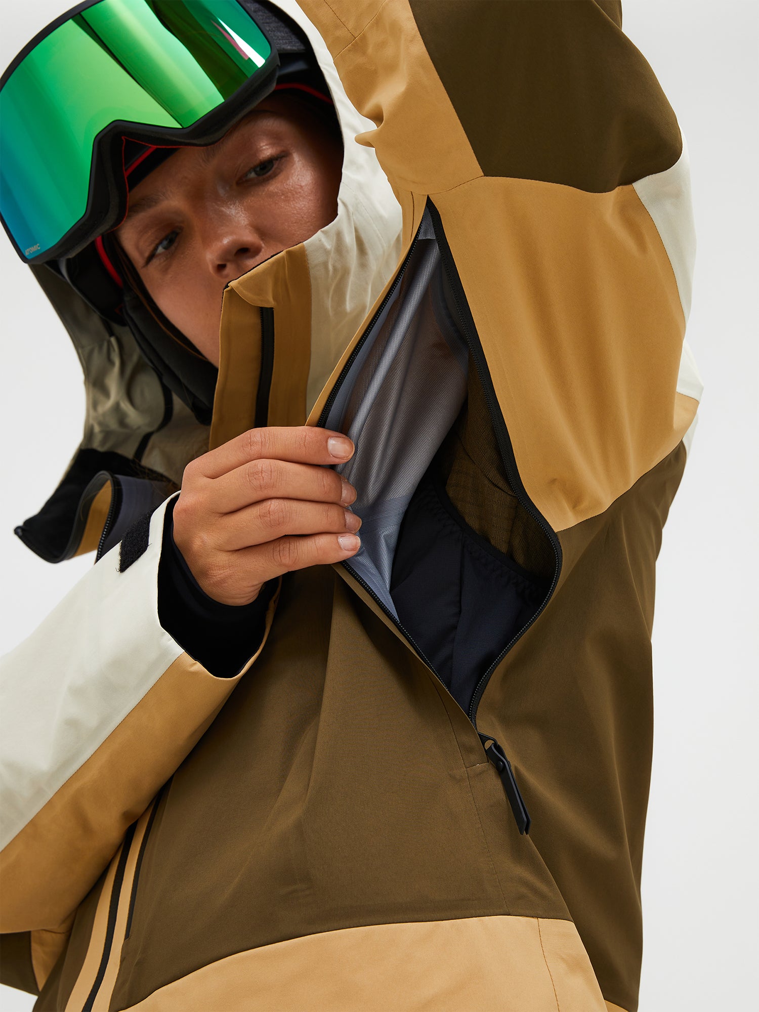 グラビティ GORE-TEX 3L シェル ジャケット ウィメンズ – ピーク