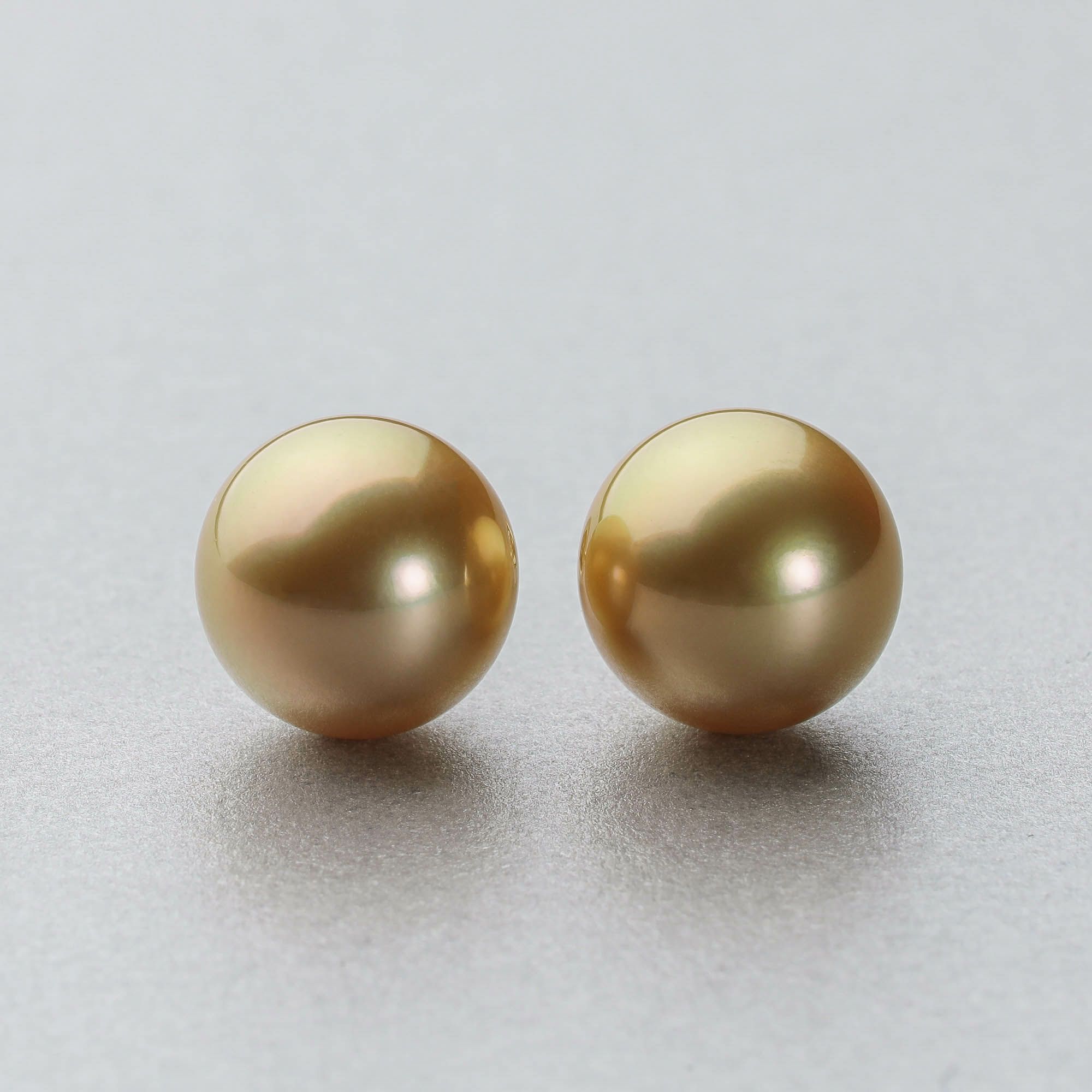 本真珠南洋白蝶真珠 レモン茶金11.4×9.8㍉s925ピアスBL915