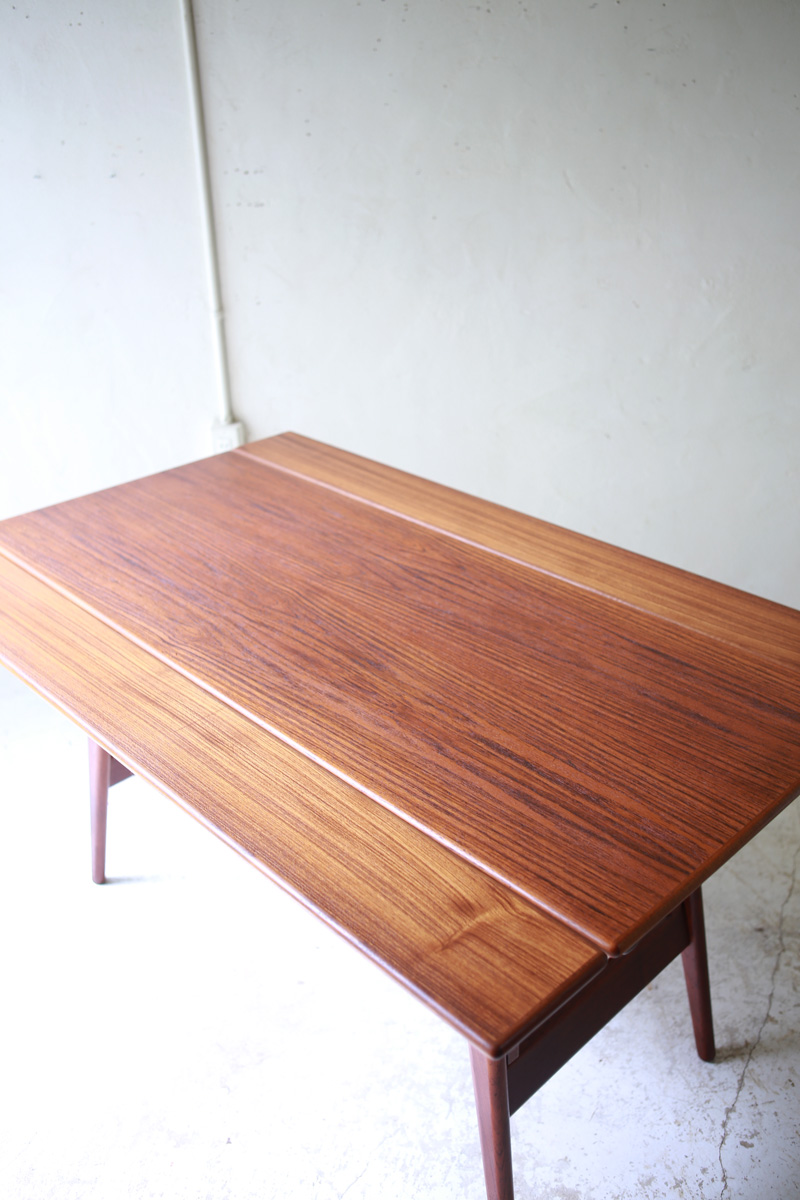 Convertible Elevator Coffee Table for Trioh | phono | 金沢 北欧