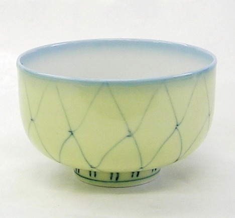 昭和レトロ 有田焼 手描き網目湯飲み茶わん 瑞鳳窯 220cc【通販/黄色