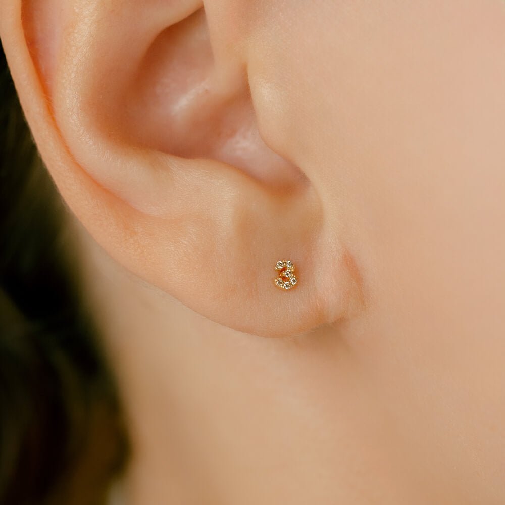 ナンバー ボディピアス | K18/Pt ダイヤモンド 数字の軟骨ピアス