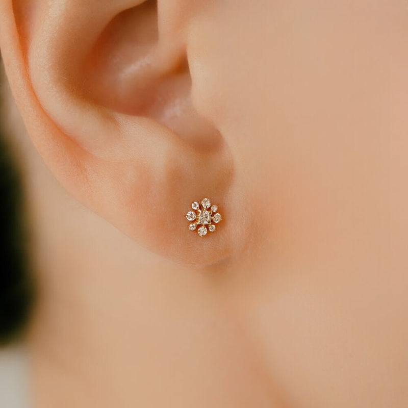 K10 ダイヤモンドフラワー 花 軟骨ピアス・ボディピアス – PICOLLET