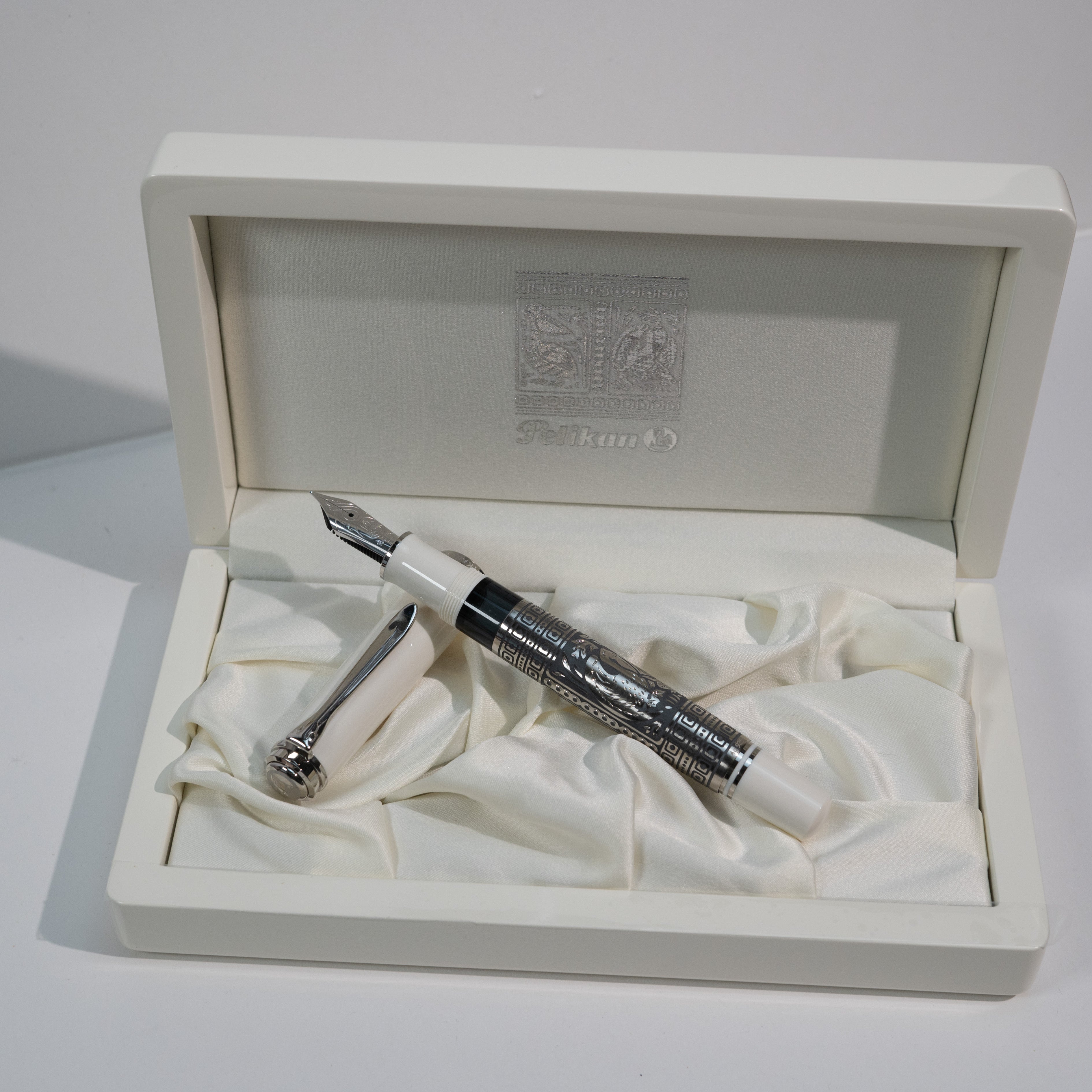 PELIKAN ペリカン 万年筆 トレド M910 ホワイト – Poesie文具