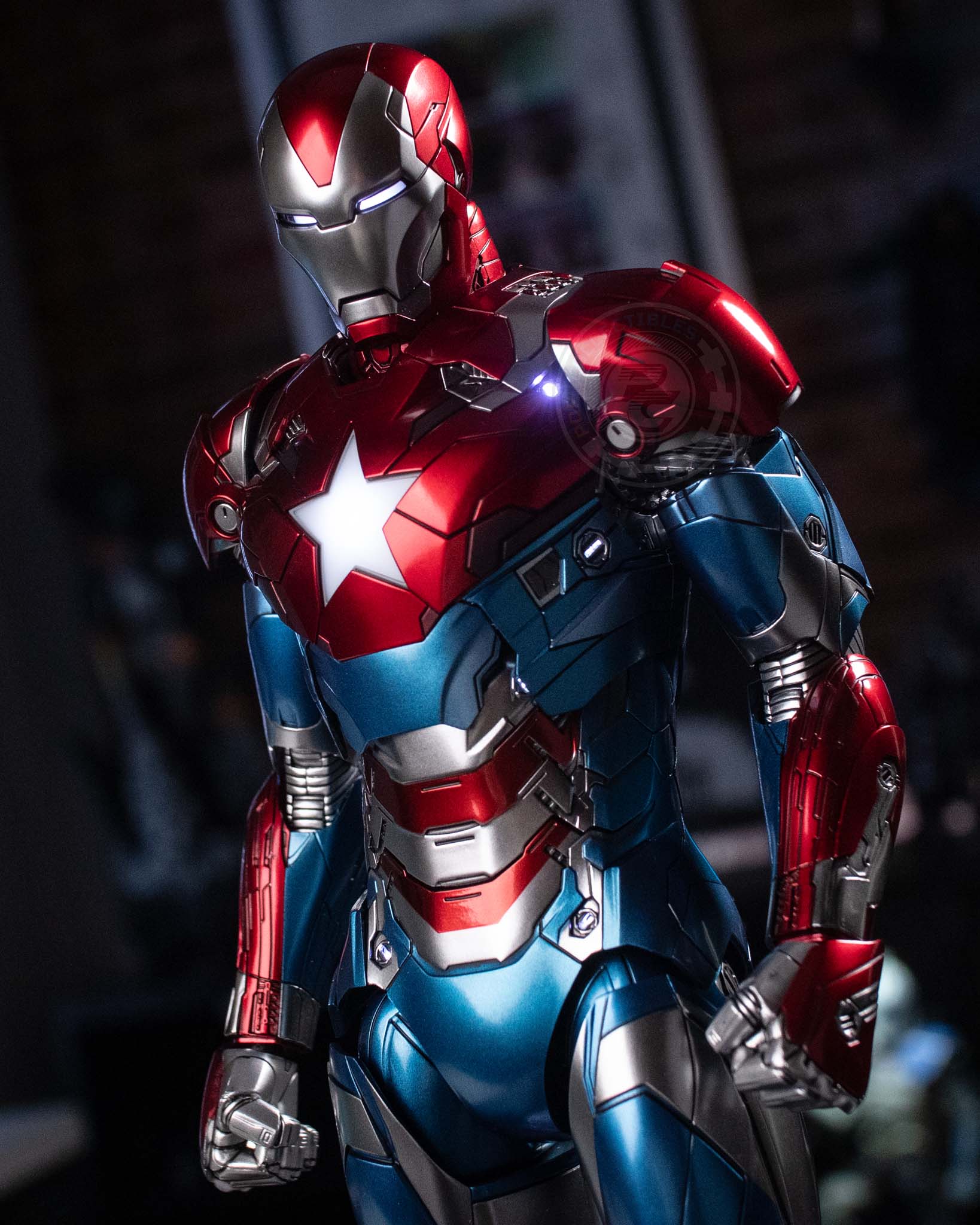 Hot Toys CMS021D68 Marvel Comics 1/6th scale Iron Patriot