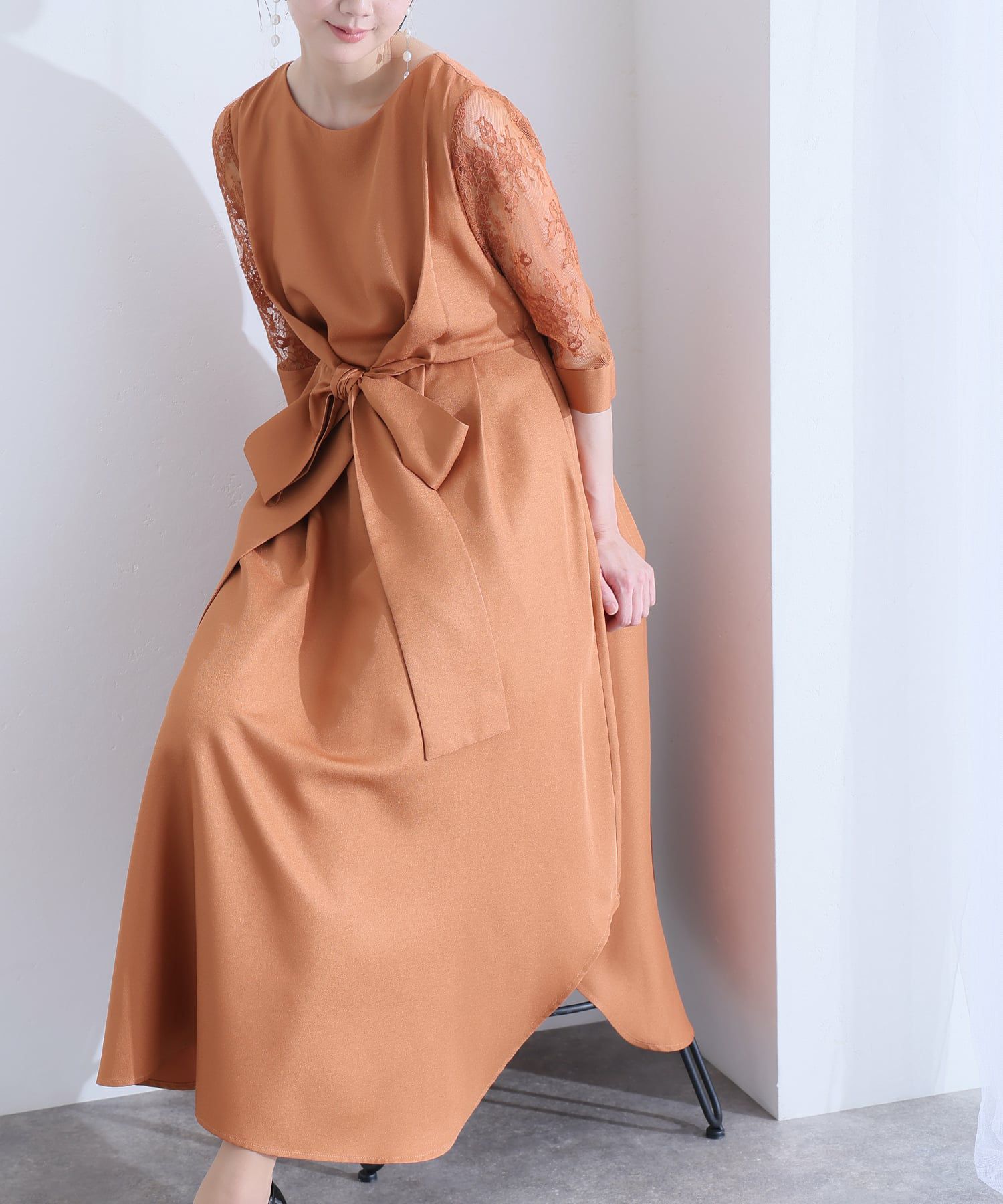 バックプリーツ＆レースリボンドレス｜PourVous