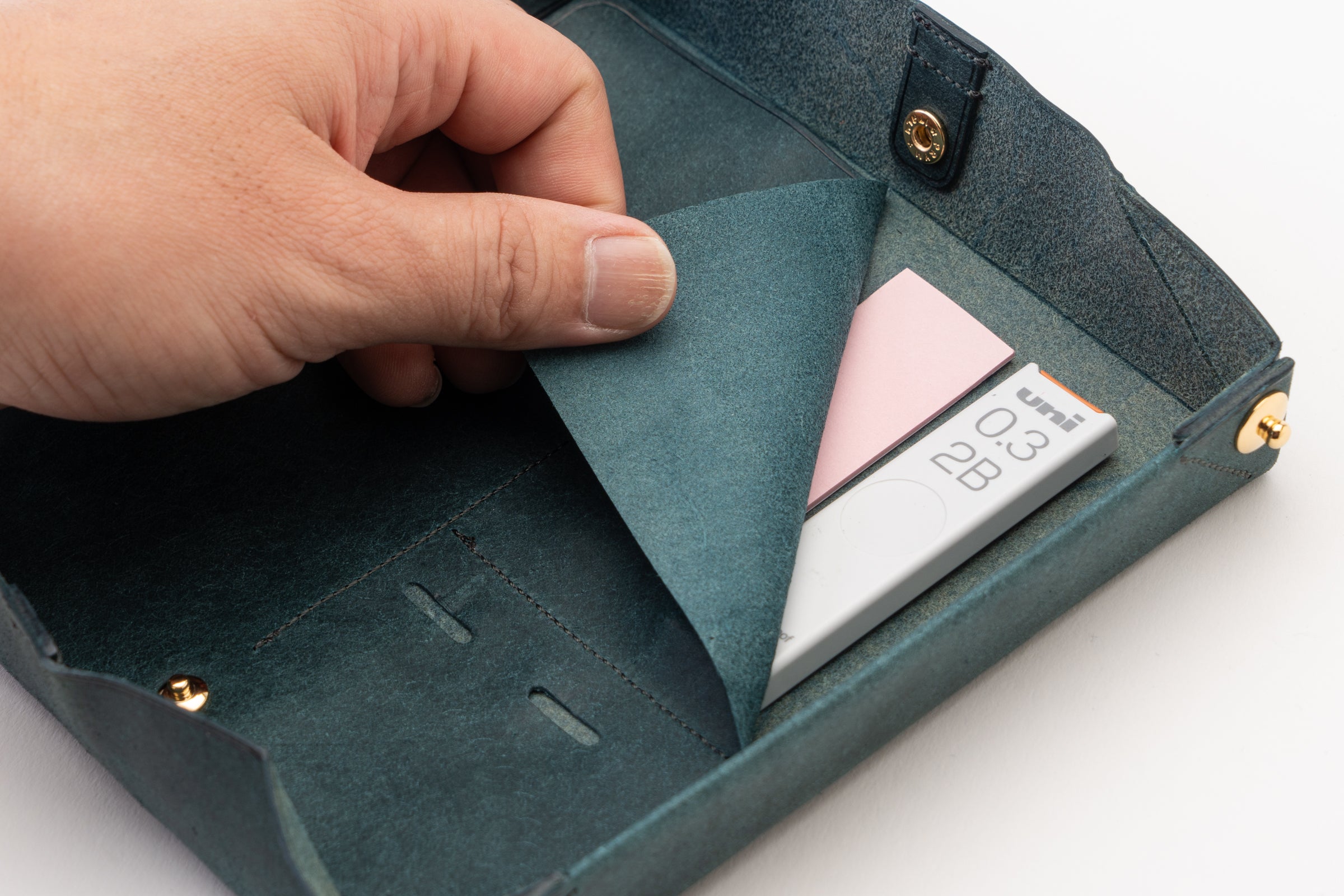 ペントレイにもなるペンケース dritto Pen roll L – PLOWS