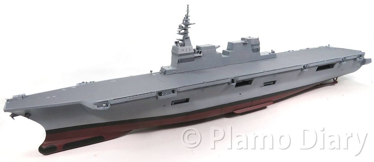 プラモ日記 » 護衛艦DDH-81ひゅうが その5 船体の塗装