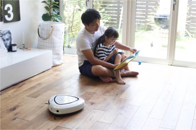ロボット掃除機「RULO（ルーロ）」／コードレススティック掃除機「iT