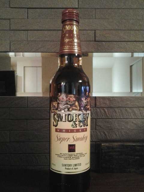犬にまつわるお酒～ウィスキー ”サントリー スモーキー＆カンパニー