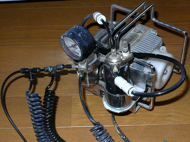 リニアコンプレッサーL5