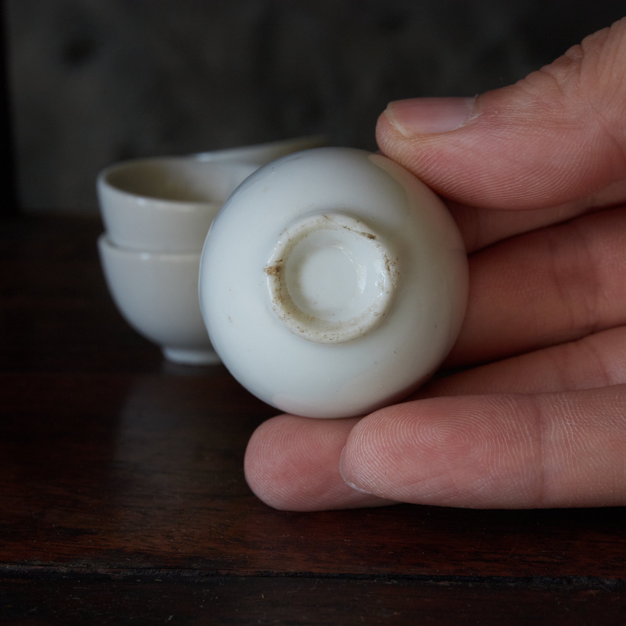 可】中国古玩 清代 徳化窯 梅花 白瓷煎茶碗 白磁碗 五