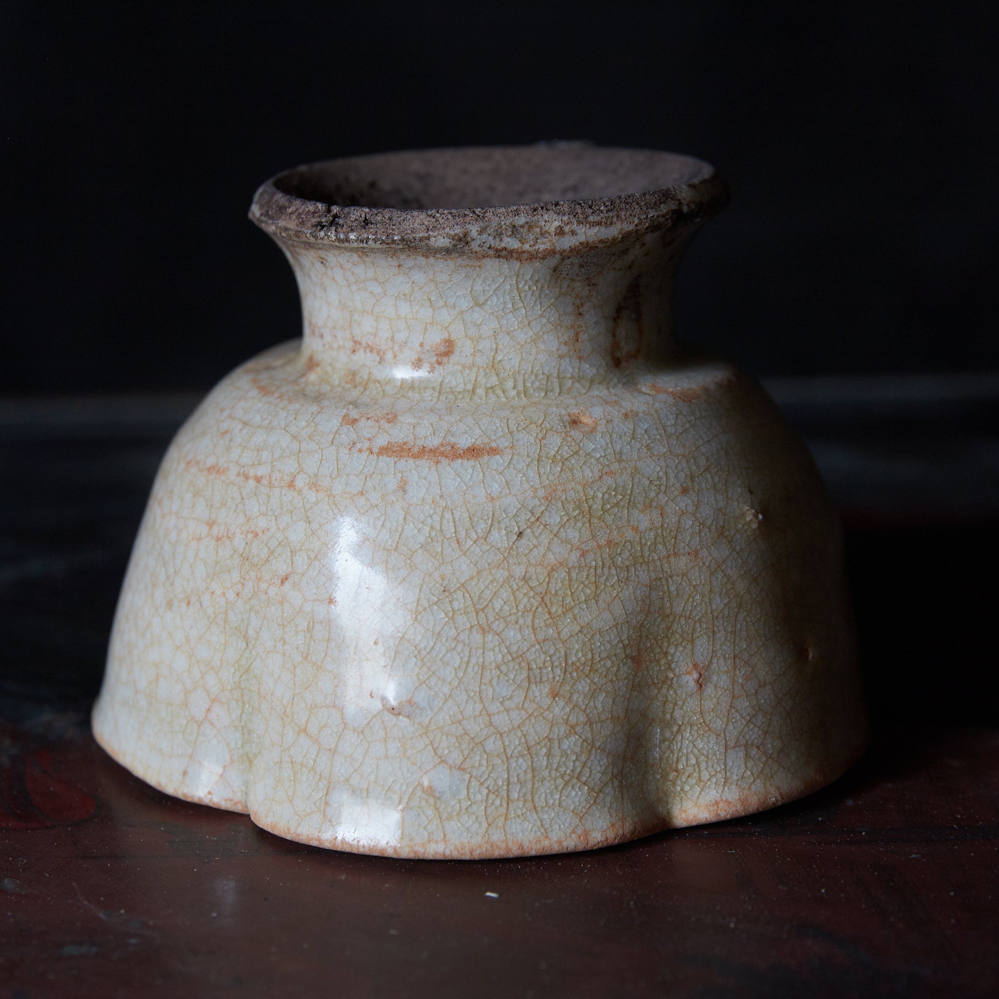 北宋時代 湖田窯 青磁刻花鳳尾花文房洗 覆燒 覆輪口 影青 古皿唐物(F