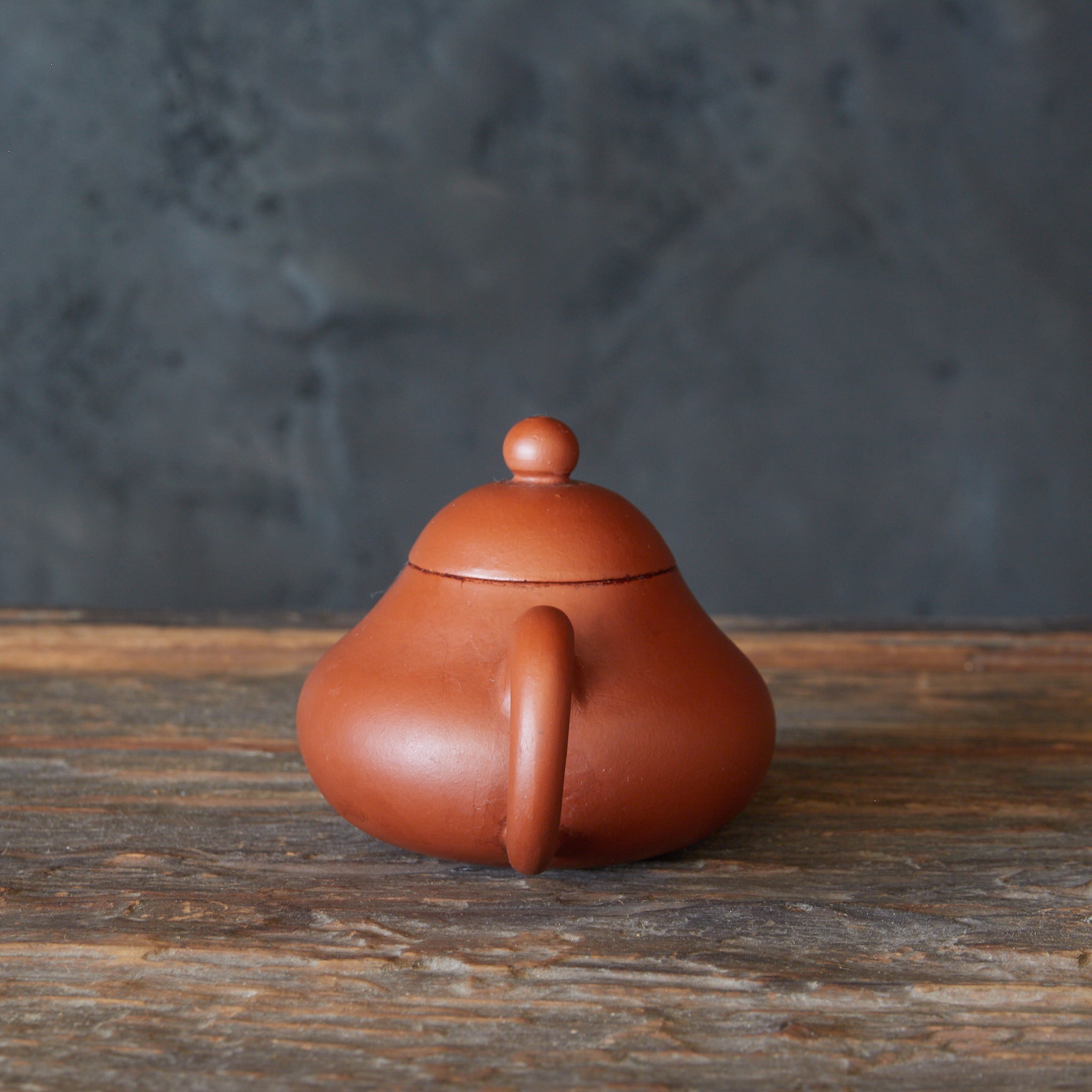 清代-民国期 荊渓南孟臣製 朱泥梨型壺（急須）（1616–1949CE） | 入