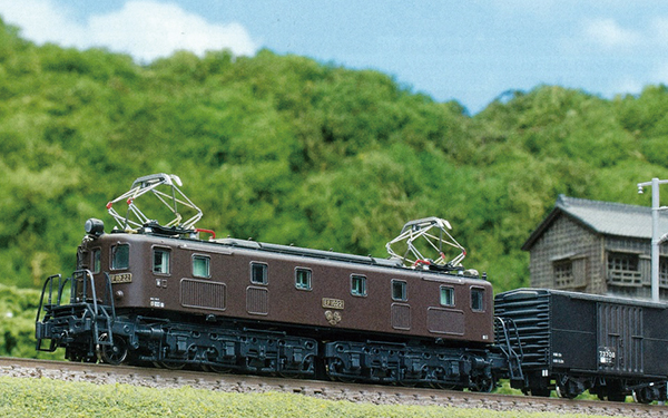 戦前の電気機関車EF10「同じようで違う」 細かい形態差の理由とは