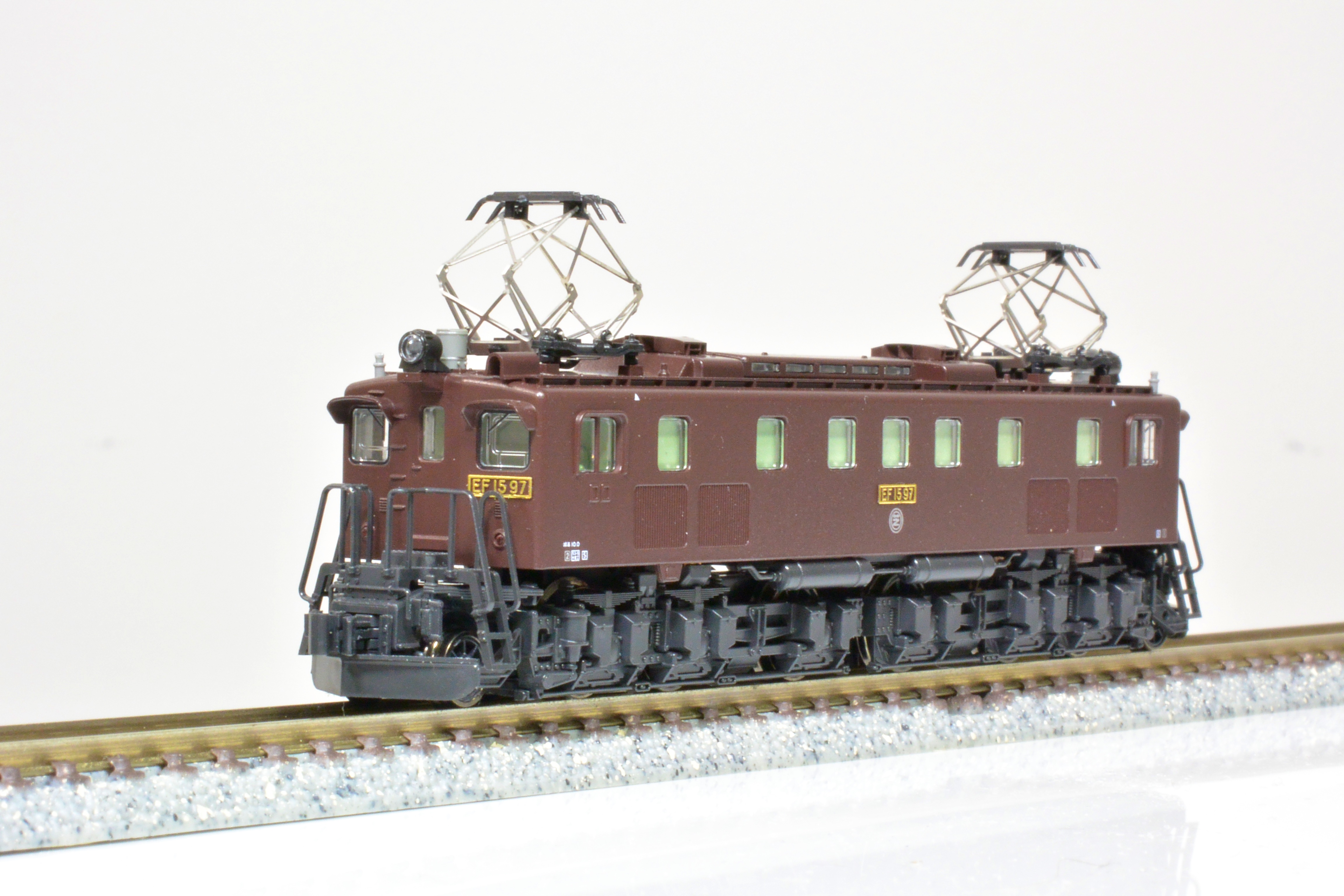 KATO】旧型電機EF15（標準型）で貨物列車を楽しむ – 鉄道模型部