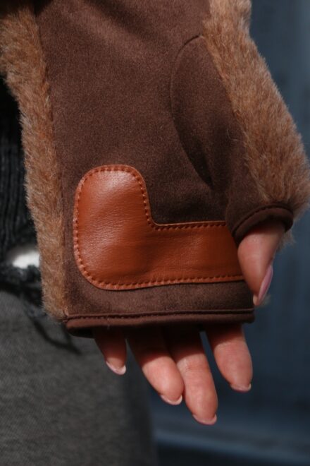 Unlikely BEAR HAND GLOVE - Blog