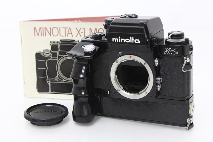 MINOLTA ミノルタ 昔の高級一眼レフカメラ XG-S黒ボディ +（DB G付）
