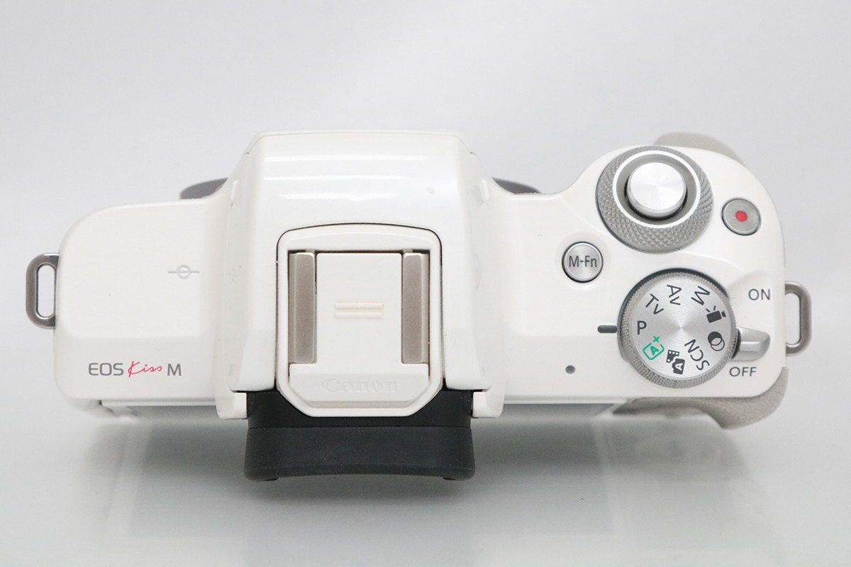 美品 EOS Kiss M ダブルレンズキット 白 Canon Amazon | Canon ミラー
