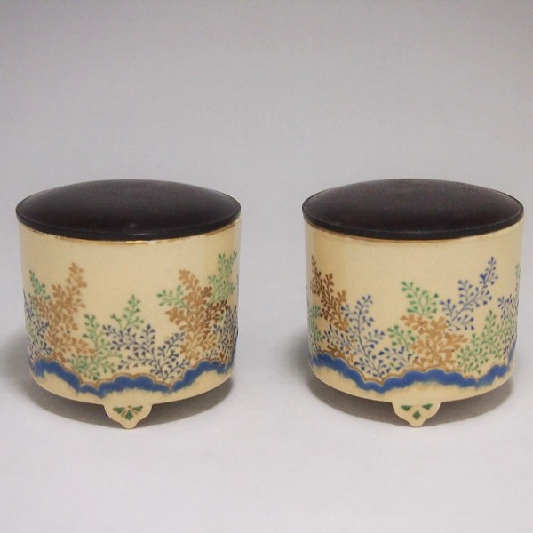 SOLD】「古清水 忍草図聞香炉 一対」 | 京都祇園の古美術、古陶磁