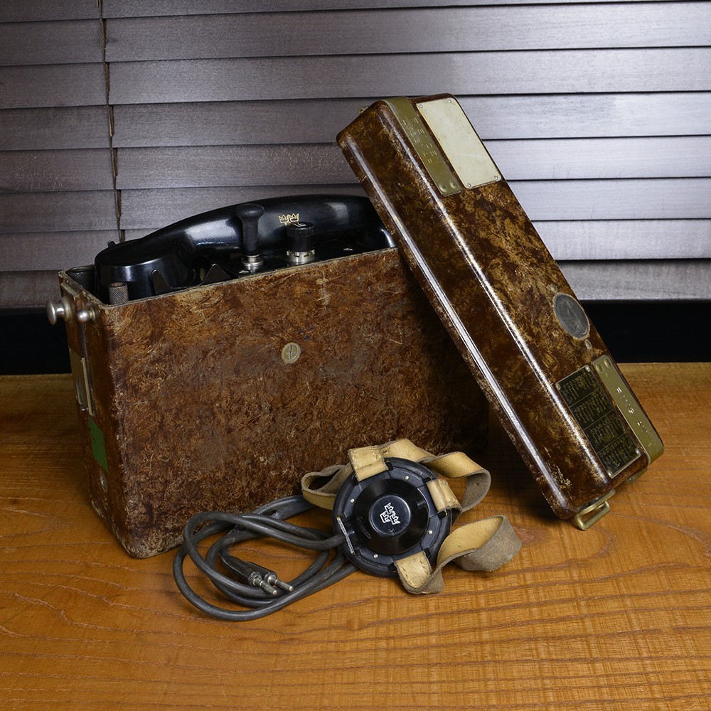 米海軍通信機器 受話器 無電池電話送話部 米海軍通信機器 受話器 無