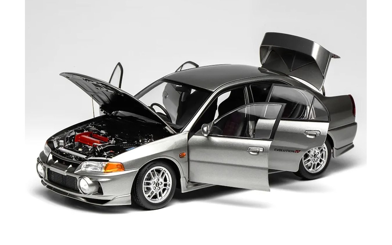 ランエボIV』を18分の1ダイキャストミニカーで精巧再現、開閉機構付き