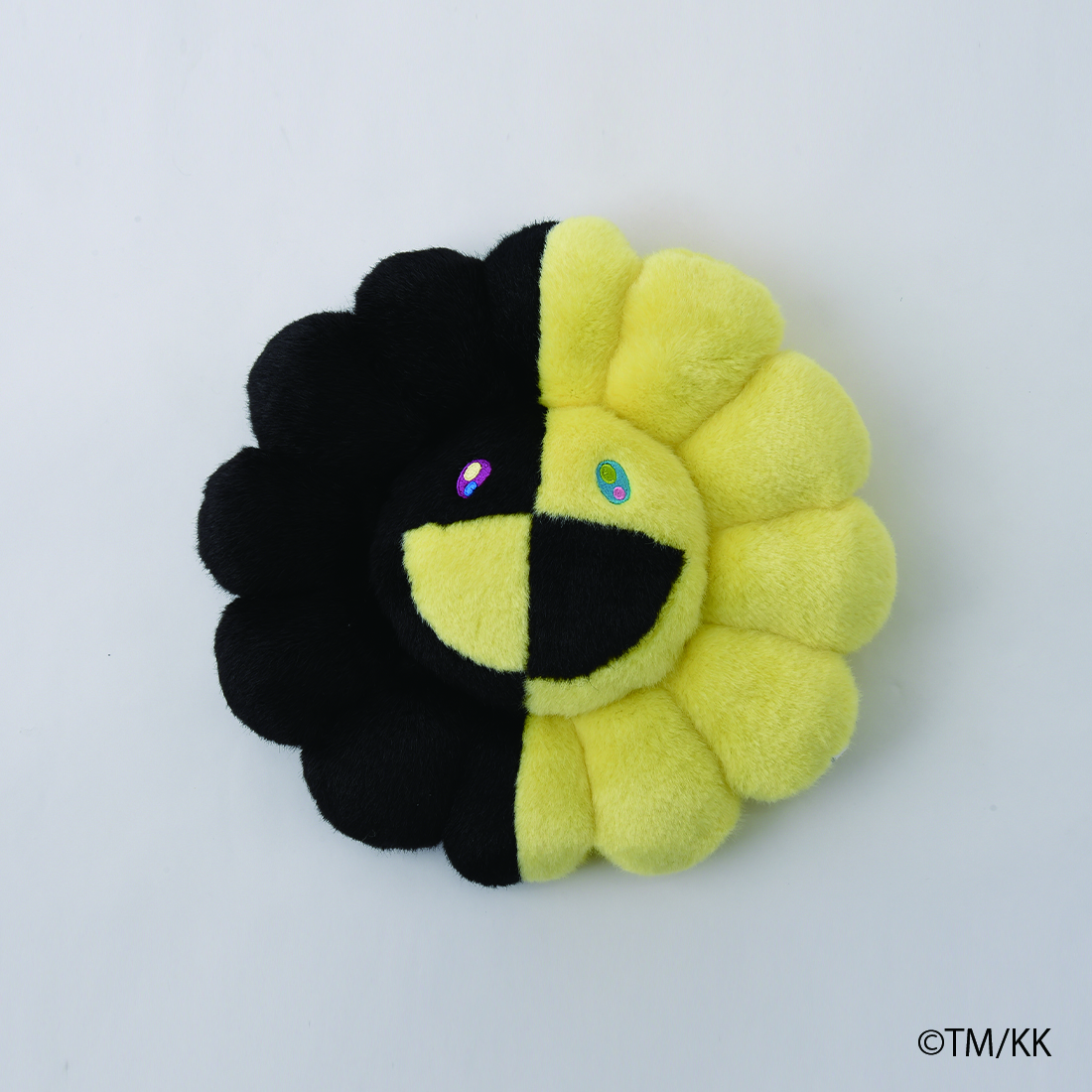 カイカイキキ 村上隆 × ヒカル Collaboration Flower Cushion Youtuber