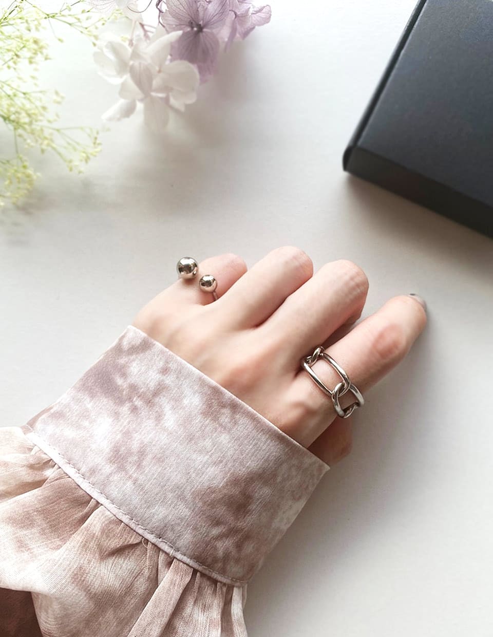 ダブルボールピンキーリング シルバー925 – 金属アレルギー対応の