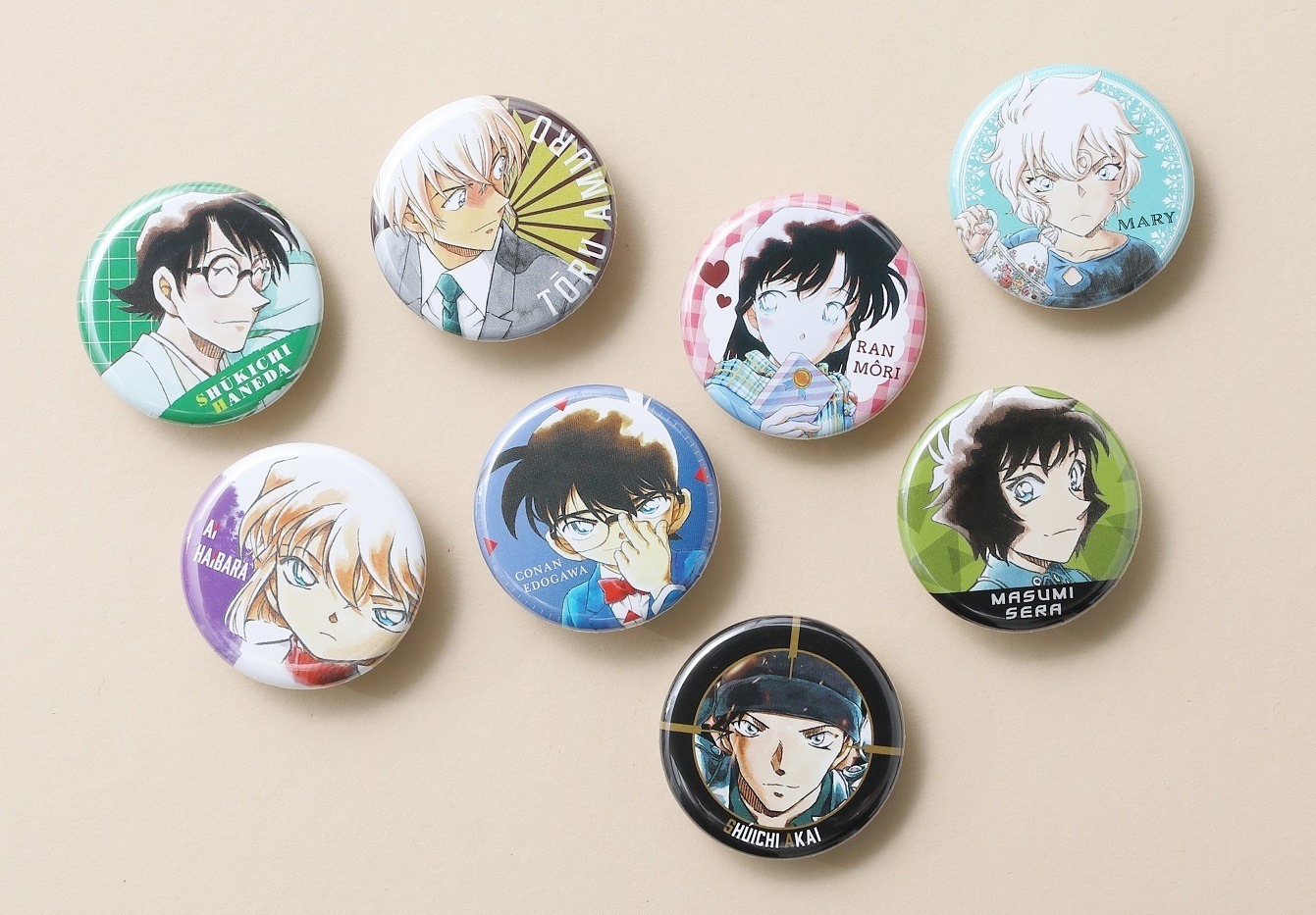 名探偵コナン 緋色の弾丸 江戸川コナン 赤井秀一 缶バッジ アニメイト