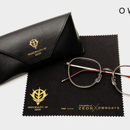 ガンダム」シャアザクヘッド型特大メガネケースも！ ジオン公国メガネ