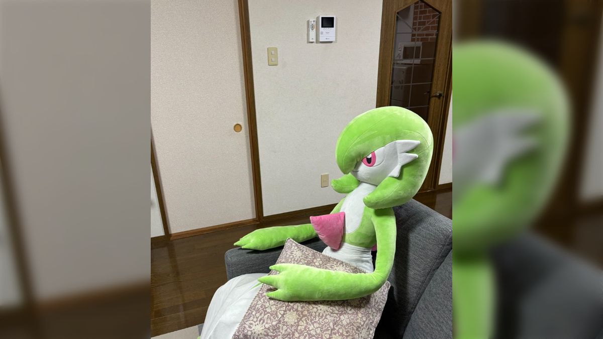 ポケモンセンター 公式 限定商品 ぬいぐるみ 等身大サーナイト